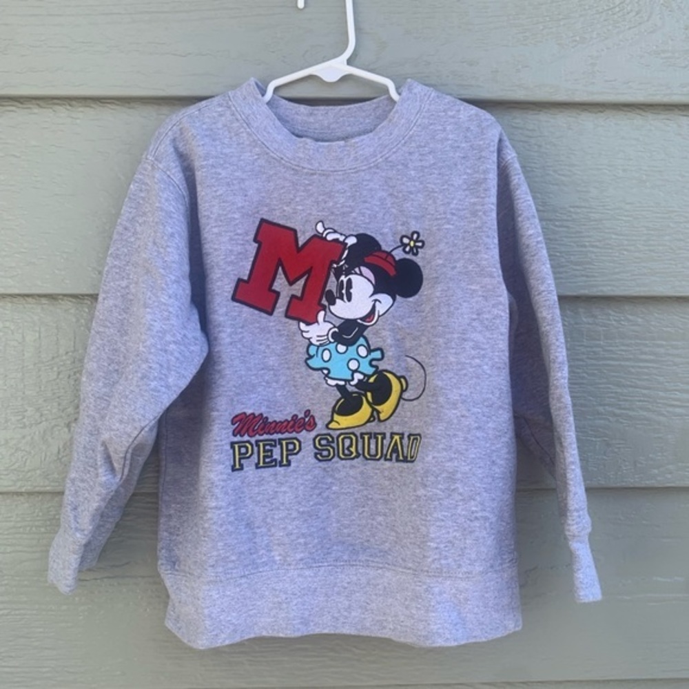 Minnie Mouse Vintage Disney Sweater, Crewneck 🎀